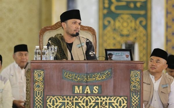 Pesan Menyentuh Ustaz Hanan Attaki untuk Generasi Milenial 