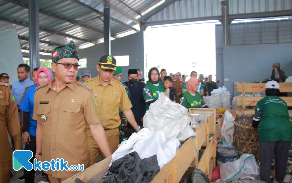 Sampah Tuntas di Tempat, Bupati Bandung Resmikan Operasional TPS3R