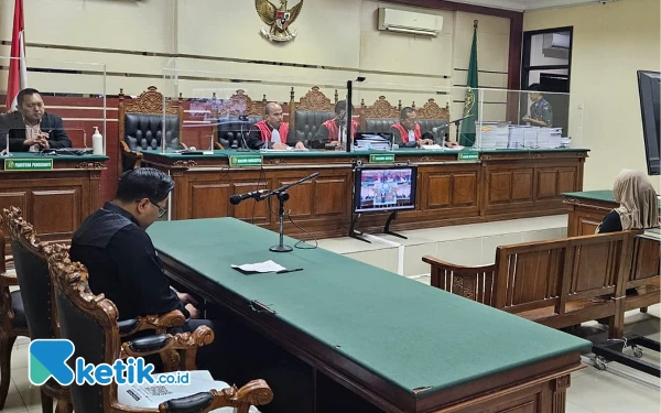 Thumbnail Pakai Tabungan Nasabah Rp 2 M untuk Trading, Staf BRI Sidoarjo Divonis Bersalah Korupsi