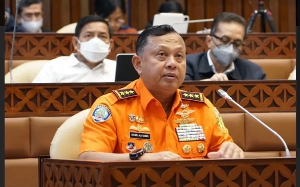 Thumbnail Berita - Puspom TNI Pastikan Kabasarnas Sudah Masuk Tahanan Militer