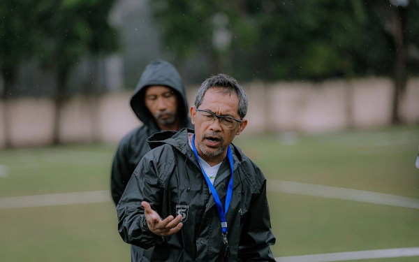 Laga Tertunda, Aji Santoso Tidak  Ambil Pusing