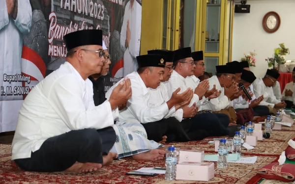 Thumbnail Berita - Sambut Hari Jadi ke-1263, Pemkab Malang Gelar Zikir dan Doa Bersama