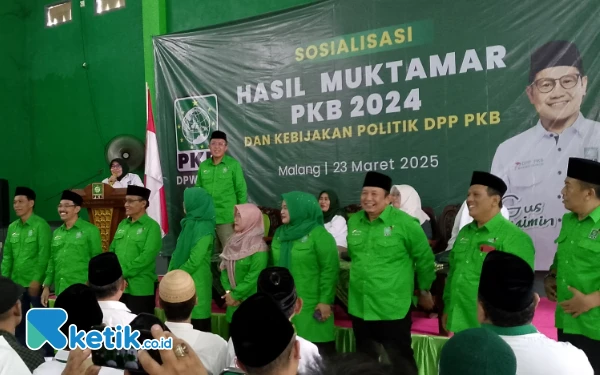 Thumbnail Berita - DPW PKB Jatim Sosialisasi Hasil Muktamar, Abah Kholiq: Tidak Loyal ke Partai Diganti!