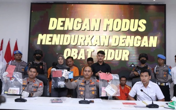 Thumbnail Berita - Begini Modus Pencurian Truk yang Digulung Polres Ngawi, Korban Diberi Obat Tidur