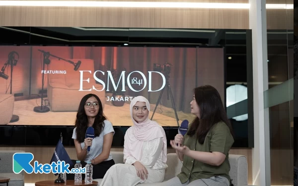 Kreatif! ESMOD Jakarta Warnai Hari Bumi Lewat Gerakan Fashion Ramah Lingkungan