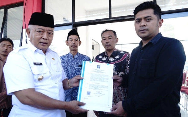 Thumbnail Berita - Samdesgotro di Ngantang, Bupati Malang Sanusi Resmikan Koperasi Merah Putih