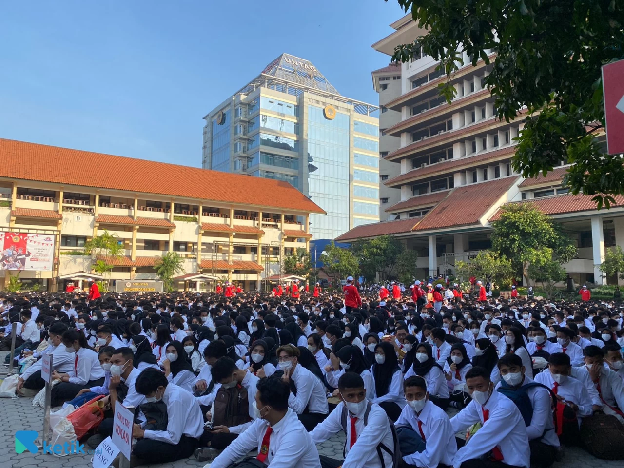 Thumbnail Berita - 3.489 Patriot Merah Putih Berhasil Dikukuhkan Rektor Untag Surabaya 