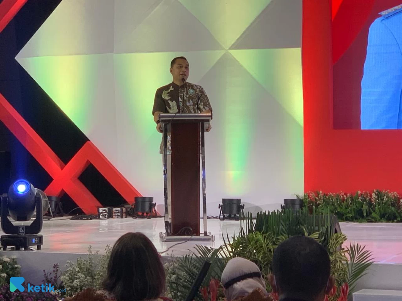 Bapak UMKM Eri Cahyadi Buka Surabaya Great Expo 2022