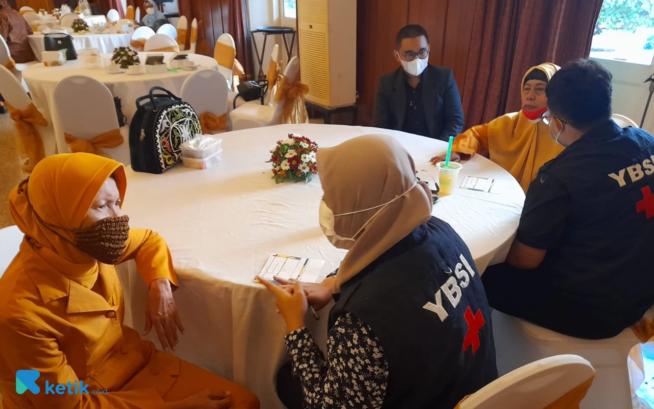 Foto Para Veteran hadir di Baksos Kesehatan oleh YBSI dan Hotel Majapahit. (Foto:dok YBSI) 