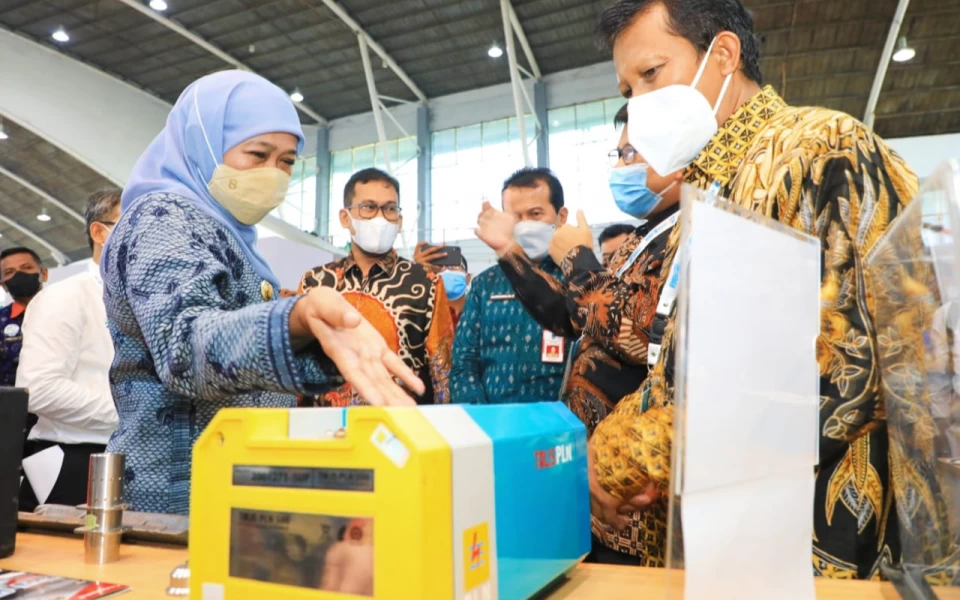 Foto Gubernur Jawa Timur Khofifah Indar Parawansa saat membuka PJB Connect 2022 di Jatim International Expo. (Foto: Humas Pemprov Jatim) 