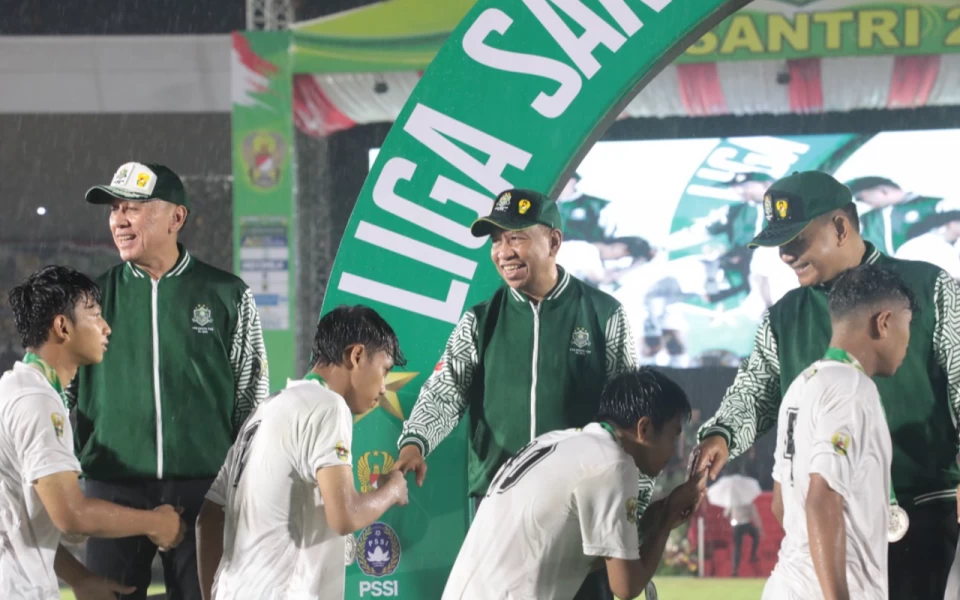 Thumbnail Menpora Tutup Final Liga Santri Piala Kasad, Jabar Jadi Juara