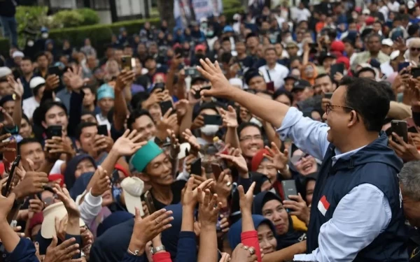 Thumbnail Berita - Safari Politik ke Pekanbaru, Anies Baswedan Disambut Ribuan Warga 