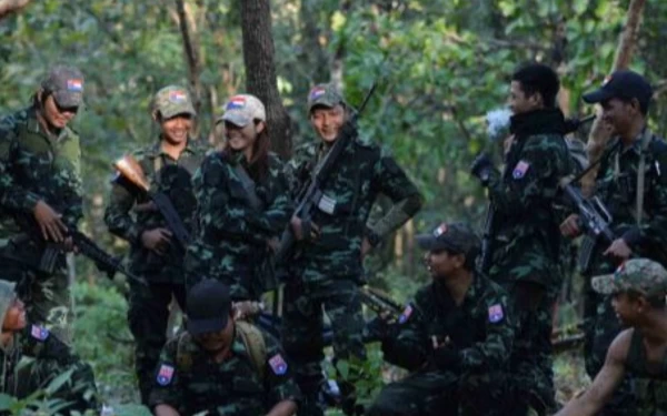 Bom Militer Myanmar Hantam Wilayah India