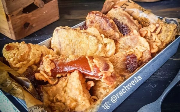 Foto Crispy dan lembutnya kue keranjang krispi. (Foto: Pinterest)