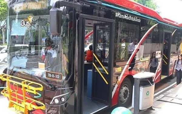 Lima Bus TSS Sementara Gantikan Bus Listrik