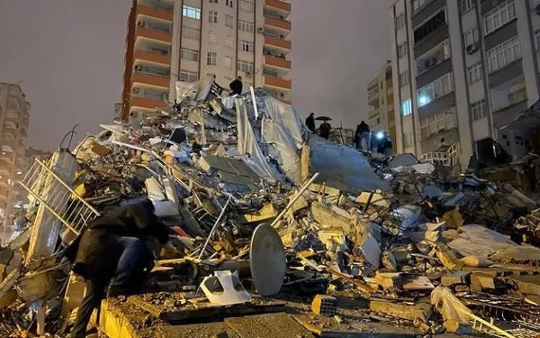 Thumbnail Berita - Update Gempa Turki, 529 Orang Tewas di Turki dan Suriah