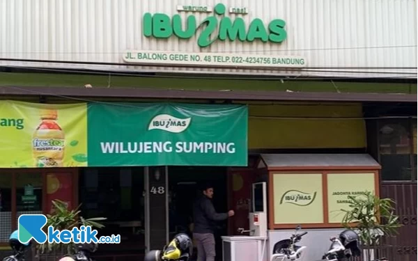 Kalau ke Bandung Mampir ke Warung Nasi Ibu Imas