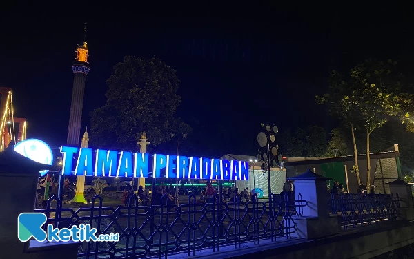 Foto Salah satu fasilitas di dalam Masjid Al-Akbar Surabaya. (Foto: Shinta/Ketik.co.id)