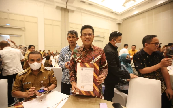 Foto Bupati Bandung Dadang Supriatna saat Rapat Persiapan Kegiatan Bantuan Teknis Penyusunan RDTR melalui ABT BA BUN Tahun 2023 di Jakarta, Senin (27/3/23).(Foto: Diskominfo)