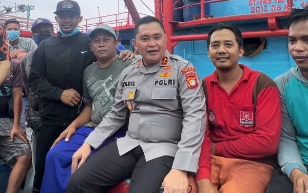 Foto Fadil Imran tampak akrab bersama masyarakat. (Foto: Dok. PMJ)