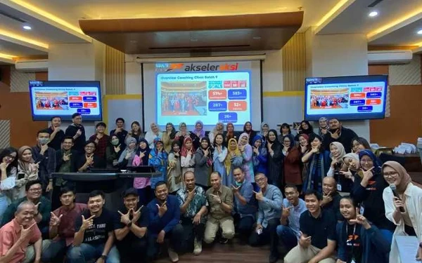 Foto Para peserta Coaching Clinic UMKM Jabar Batch 9 2023 di Kampus SBM ITB Bandung. (Foto:Humas SBM ITB)