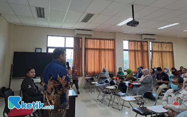 Foto Pelaksanaan Sertifikasi Kompetensi SDM Pariwisata skema Kepemanduan bersama LSP Rajawali Hospitality Nusantara di Politeknik Negeri Jember (4/4/2023) (Foto: Fenna/Ketik.co.id)