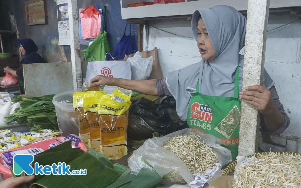 Thumbnail Berita - Daya Beli Lesu, Harga Bahan Pokok Saat Ramadan Turun