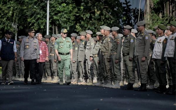 Foto Gubernur Jabar Ridwan Kamil saat Apel Satgas Linmas Jabar di Gedung Sate, Kamis (6/4/23).(Foto:Prokopim)