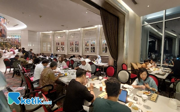 Foto Suasana bukber Ciputra Grup bersama awak media di Ciputra World Hotel Surabaya, Jumat (14/4/2023). (Foto: Husni Habib/Ketik.co.id)