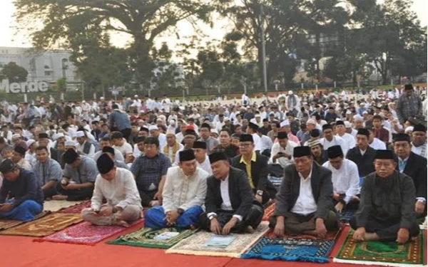 Ponpes Al Falah Kediri Beda dengan PBNU, Lebaran Hari Ini