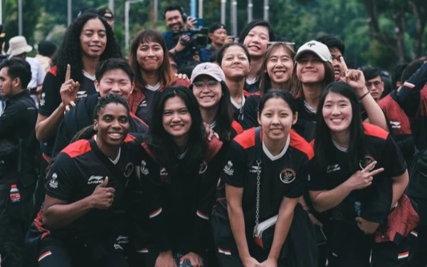 Foto Timnas bola basket putri Indonesia yang tangguh enam kali laga tak terkalahkan di SEA Games 2023. (Foto: Perbasi)