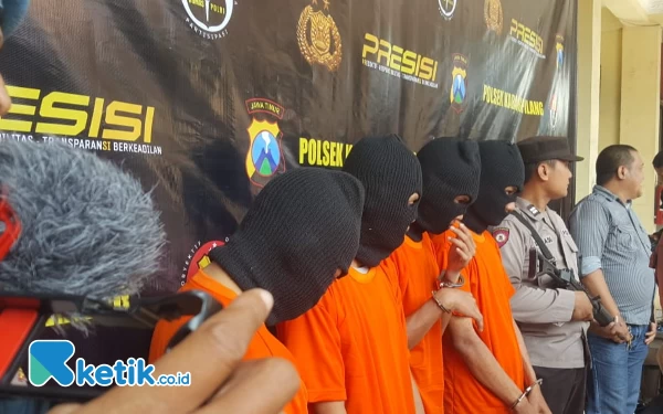 Foto Potret gerombolan pelaku pembacokan dua supeltas. (Foto: Shinta Miranda/Ketik.co.id)