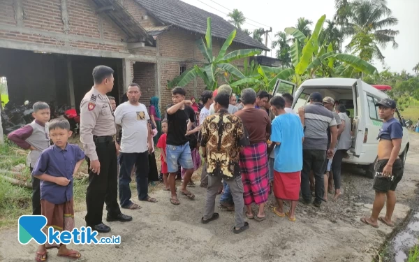 Pulang Takziah,  Truk Masuk Jurang, 1 Meninggal, 24 Luka