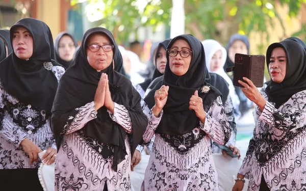 Foto Bupati Ponorogo Sugiri Sancoko minta penguatan pendidikan agama di Ponorogo ditingkatkan untuk bekal generasi muda kedepan. (Foto: Humas Pemkab Ponorogo)