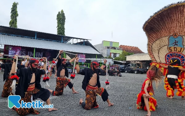 Foto Penampilan Reog di acara Deklarasi Dukungan Gus Muhaimin Presiden 2024.