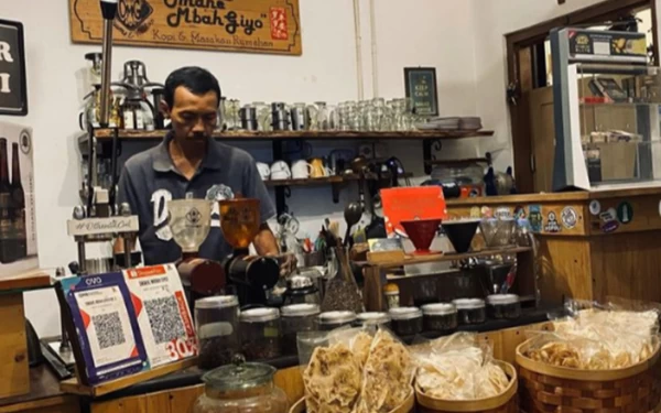 Foto Omah e Mbah Giyo kerap menjadi jujukan pecinta kopi nusantara. (Foto: Instagram: @omahe_mbah_giyo)