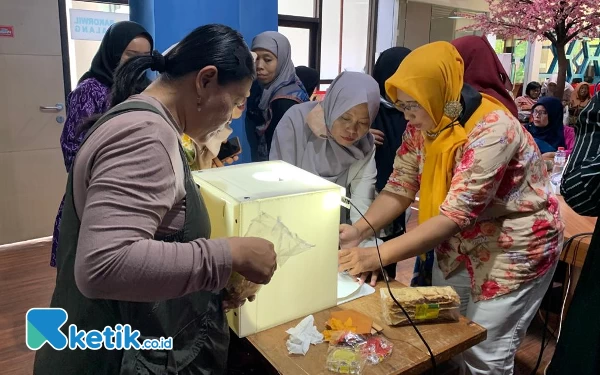 UT Malang Latih Pelaku UMKM Kuasi Teknik Fotografi Produk