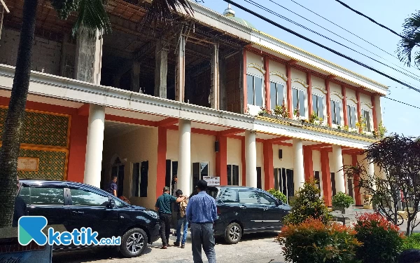 Foto Bangunan masjid yang dibangun secara swadaya oleh warga Perum Puri Cempaka Putih II (Lutfia/ketik.co.id)