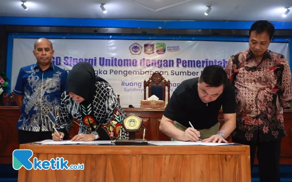 Thumbnail Gandeng Unitomo Surabaya, Bupati Freddy Thie: Visi Kami Bangun SDM Berkualitas untuk Kaimana