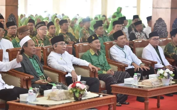 Foto Potret tokoh tokoh NU ikut hadiri prosesi pelantikan dengan khidmat. (Foto: Prokopim Pacitan)