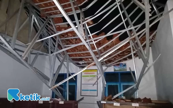 Foto-foto Kerusakan Gedung di Pacitan Imbas Gempa Bantul