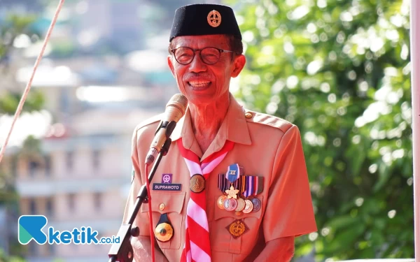 Foto Bupati Magetan Suprawoto yang juga Kamabicab Pramuka Magetan di acara Pitaran Pelatih Nusantara 2023. (Foto: Holisin/Ketik.co.id)