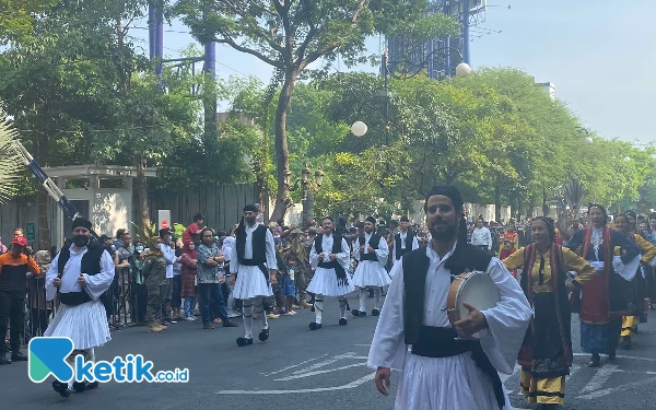 Foto Budaya Yunani yang ditampilkan di SCCIFAF 2023. (Foto: Shinta Miranda/Ketik.co.id)