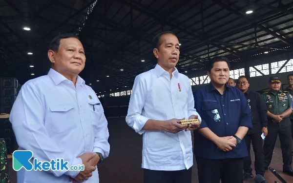 Thumbnail Berita - Puji Produksi Peluru Meningkat, Jokowi: PT Pindad di Malang Tak Ikut Dipindah