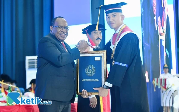 Foto Wamendagri John Wempi Wetipo, di Gedung Balairung Rudini Kampus IPDN Jatinangor, Kab Sumedang, Selasa (25/7/23). (Foto IPDN)