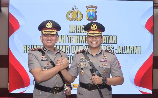 Thumbnail Berita - Pucuk Pimpinan Polres Probolinggo Resmi Berganti