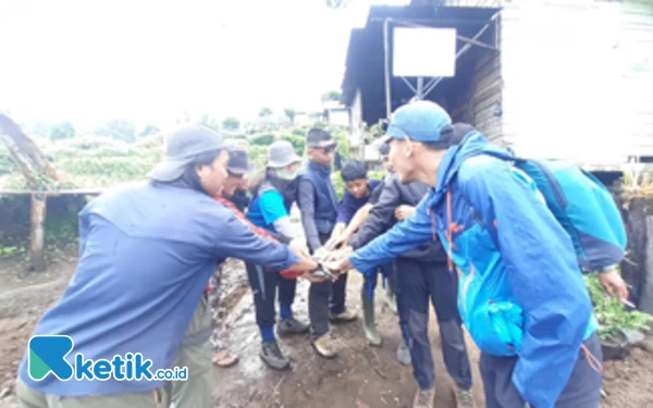 Thumbnail Berita - Status Gunung Dempo Pagaralam Level II, Pendaki Diimbau Jauhi Puncak Merapi