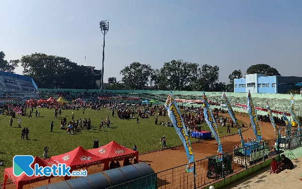 Foto Area dalam Stadion Gajayana (foto: Lutfia/ketik.co.id)