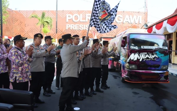 Thumbnail Terdampak Elnino, Empat Desa di Ngawi Krisis Air Bersih, Polres Bagaikan 100 Ribu Liter, Berikut Titiknya