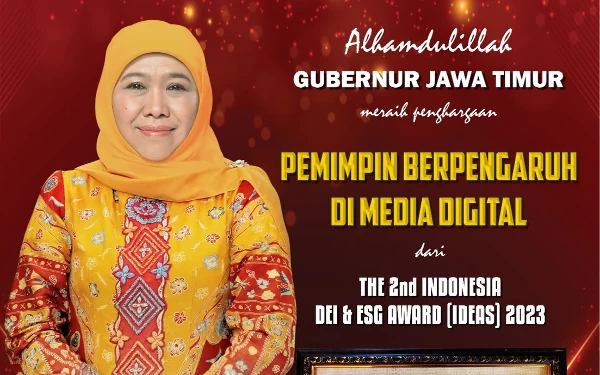 Foto Gubernur Khofifah Raih Penghargaan Pemimpin berpengaruh di Media Digital